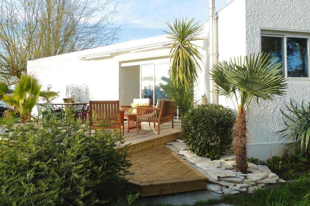 Holiday Home With Indoor Pool, Le Porge Esterno foto