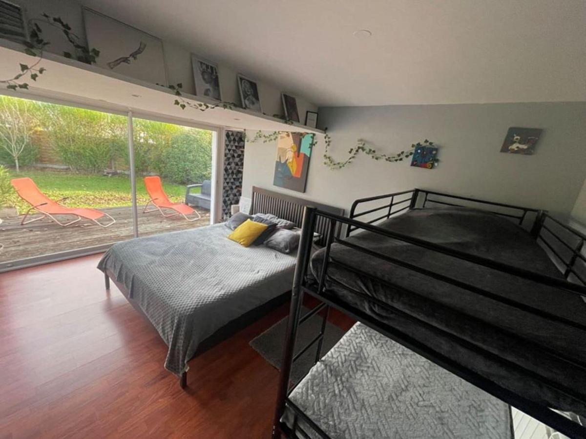 Holiday Home With Indoor Pool, Le Porge Esterno foto