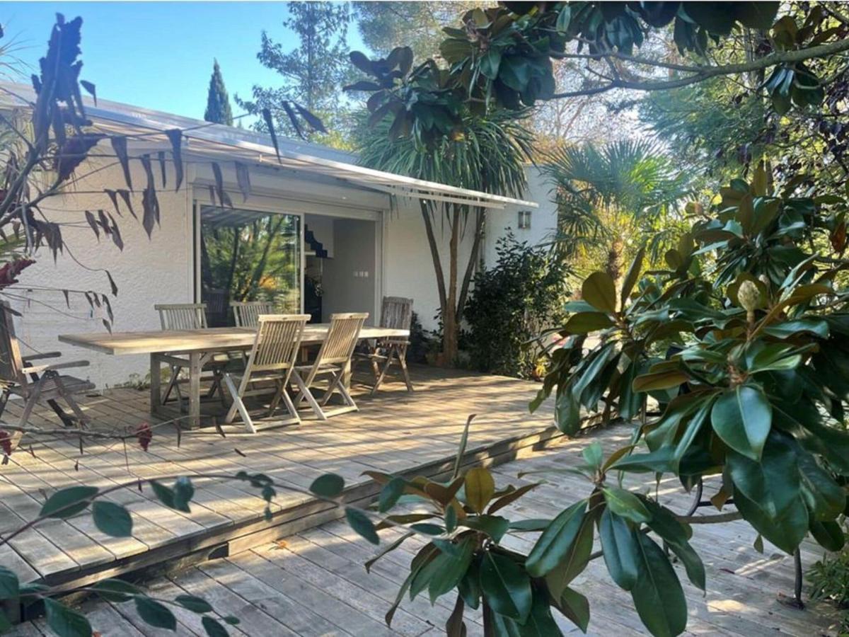 Holiday Home With Indoor Pool, Le Porge Esterno foto