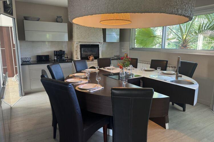 Holiday Home With Indoor Pool, Le Porge Esterno foto
